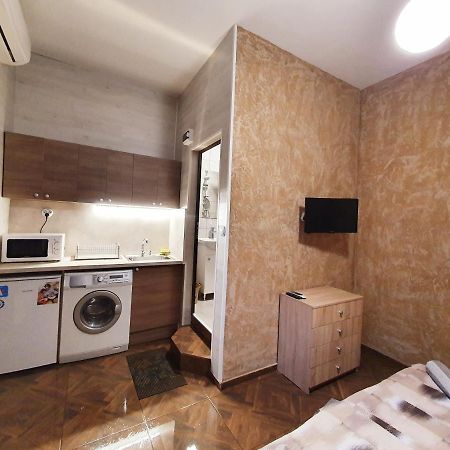 Studio Tea Apartment Sliven Bagian luar foto