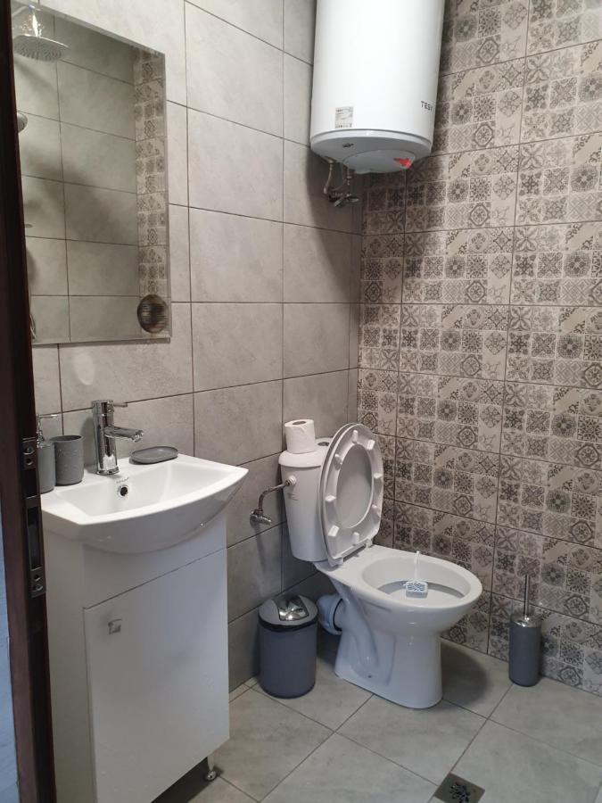 Studio Tea Apartment Sliven Bagian luar foto